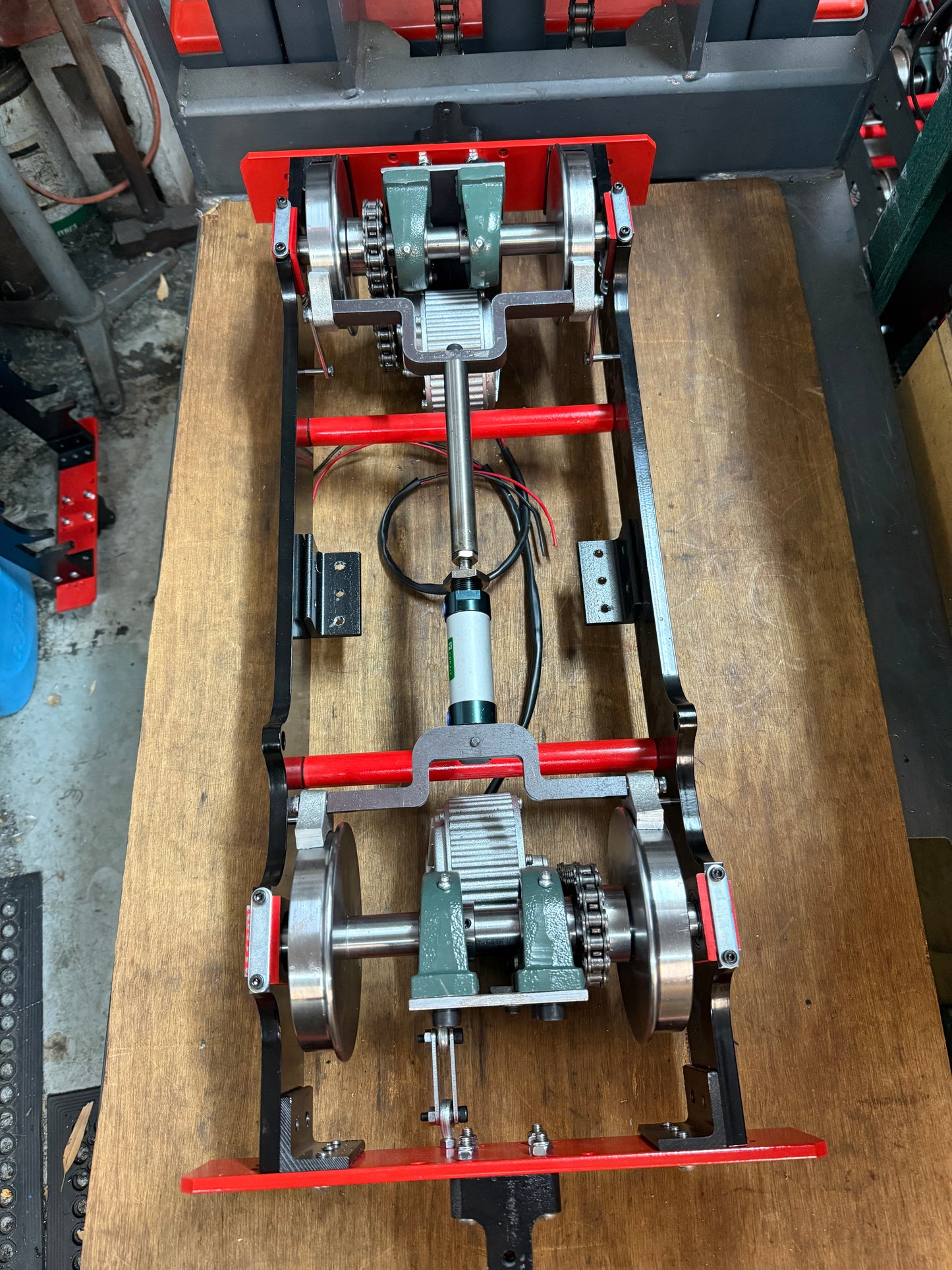 FLAT PACK Powered starter chassis motorized only ( no controller system )
