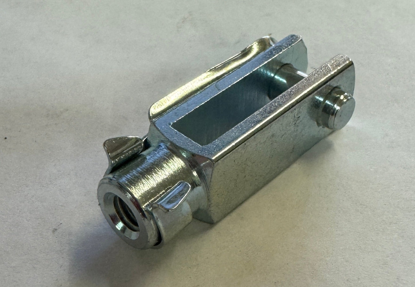 CLEVIS LONG M5