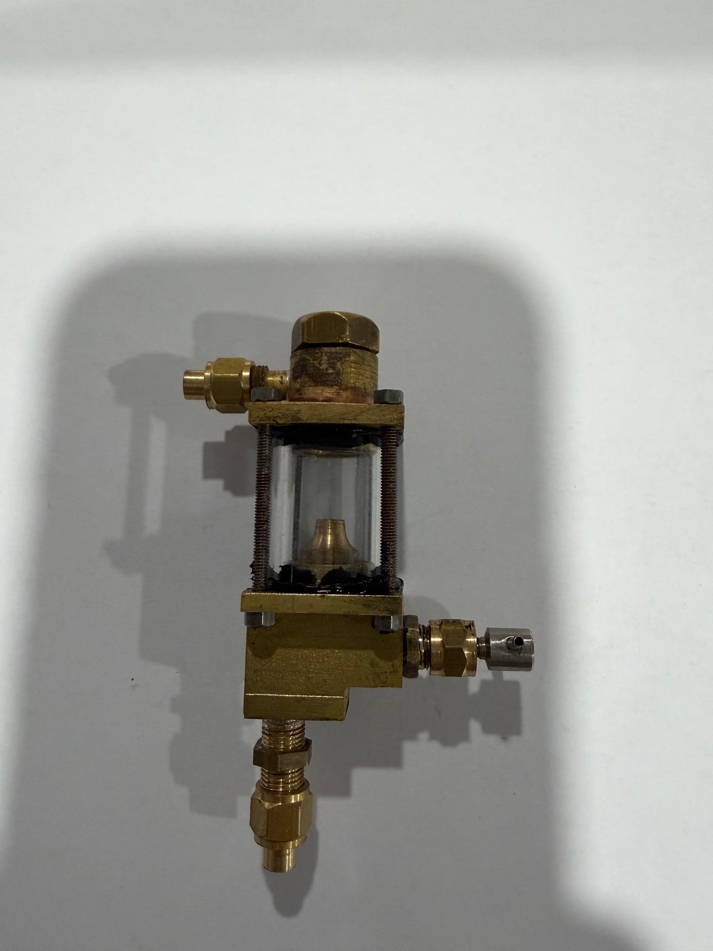 SIGHT FEED LUBRICATOR ( HYDROSTATIC ) SINGLE UNIT